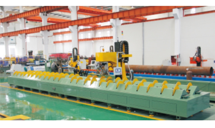 CNC pipe intersecting line cutting machine